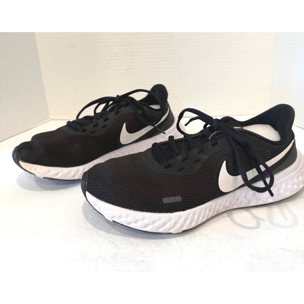 Nike‎ Revolution 5 Running Shoes Black BQ3207-002 Good Lightweight Mesh 7.5